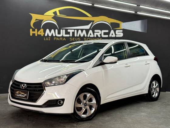 HYUNDAI HB20 1.6 COMFORT PLUS 16V FLEX 4P AUTOMÁTICO